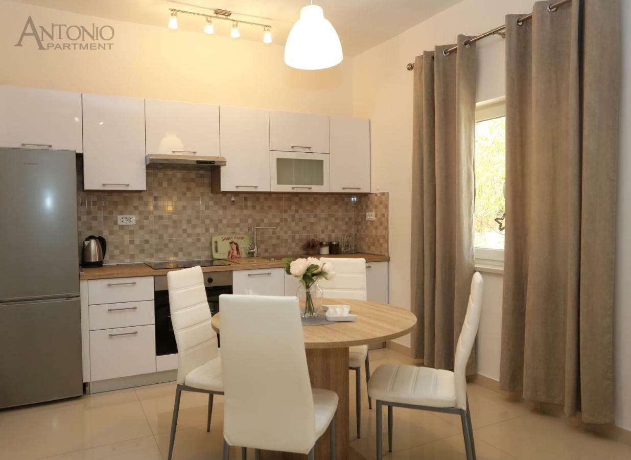 Ferienwohnung Antonio Šibenik Exterior foto
